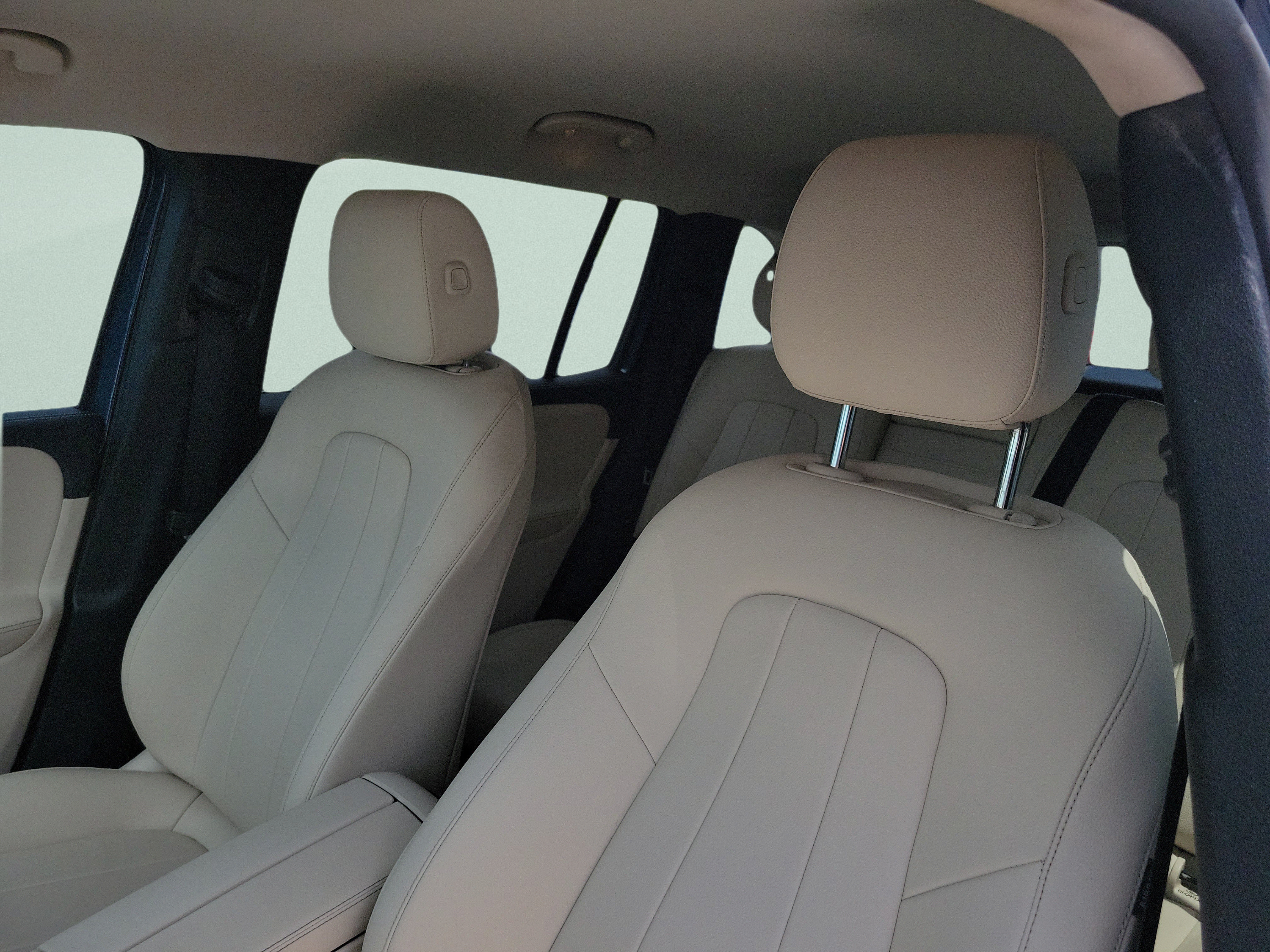 Used 2021 Mercedes-Benz GLB 250 image 18