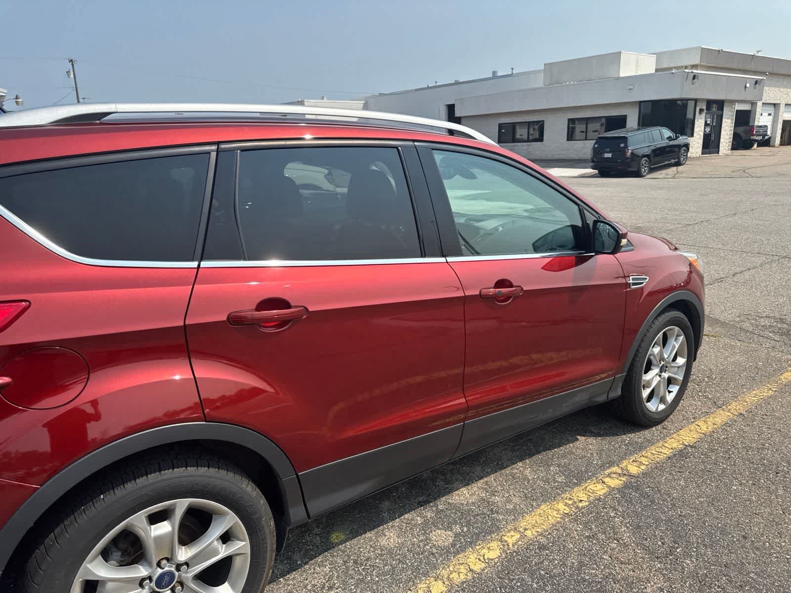 Used 2015 Ford Escape Titanium FWD image 26