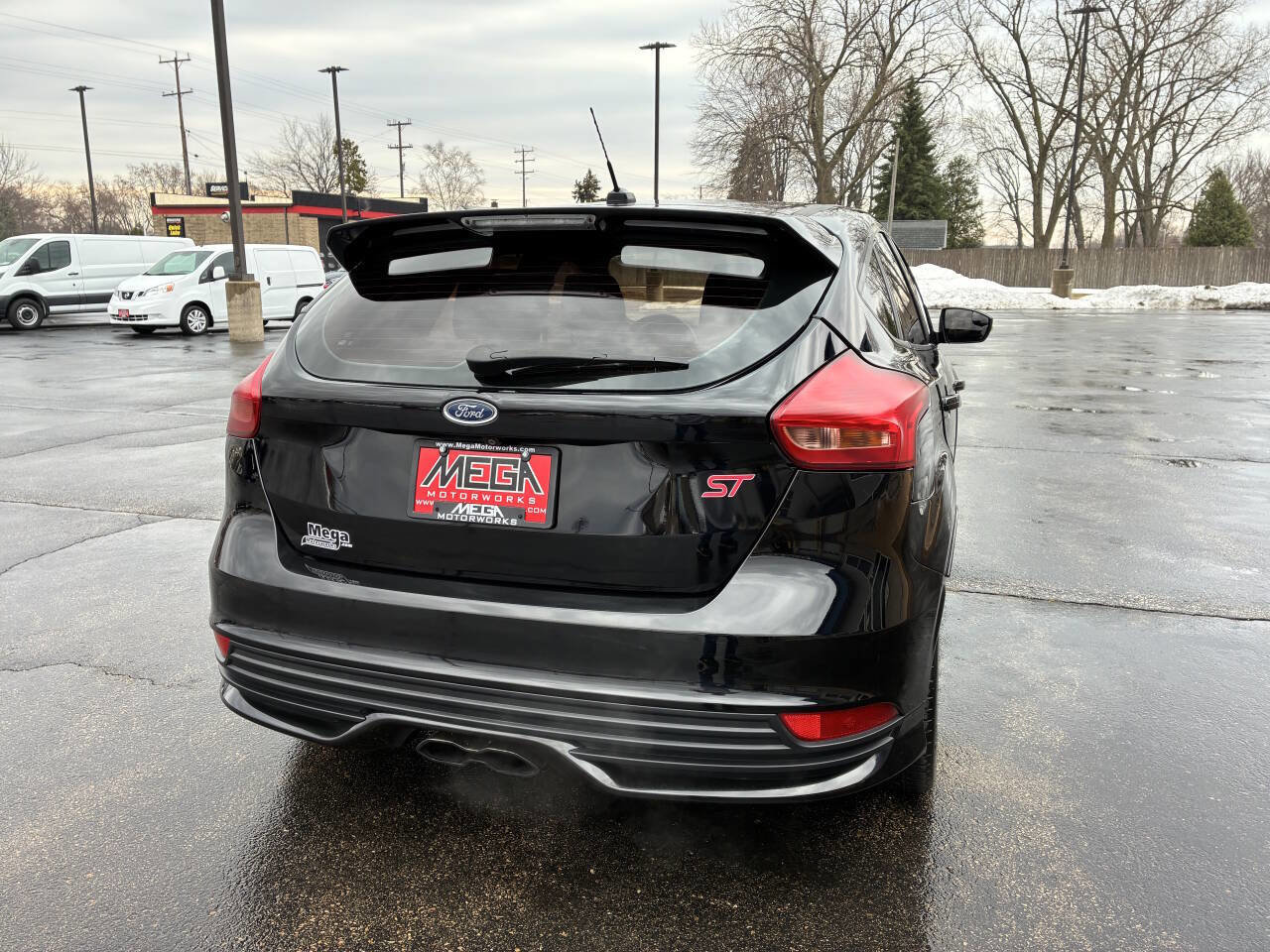 Used 2017 Ford Focus ST image 23