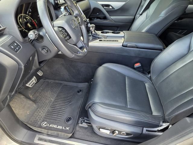 Used 2024 Lexus LX 600 F Sport AWD/4WD image 6