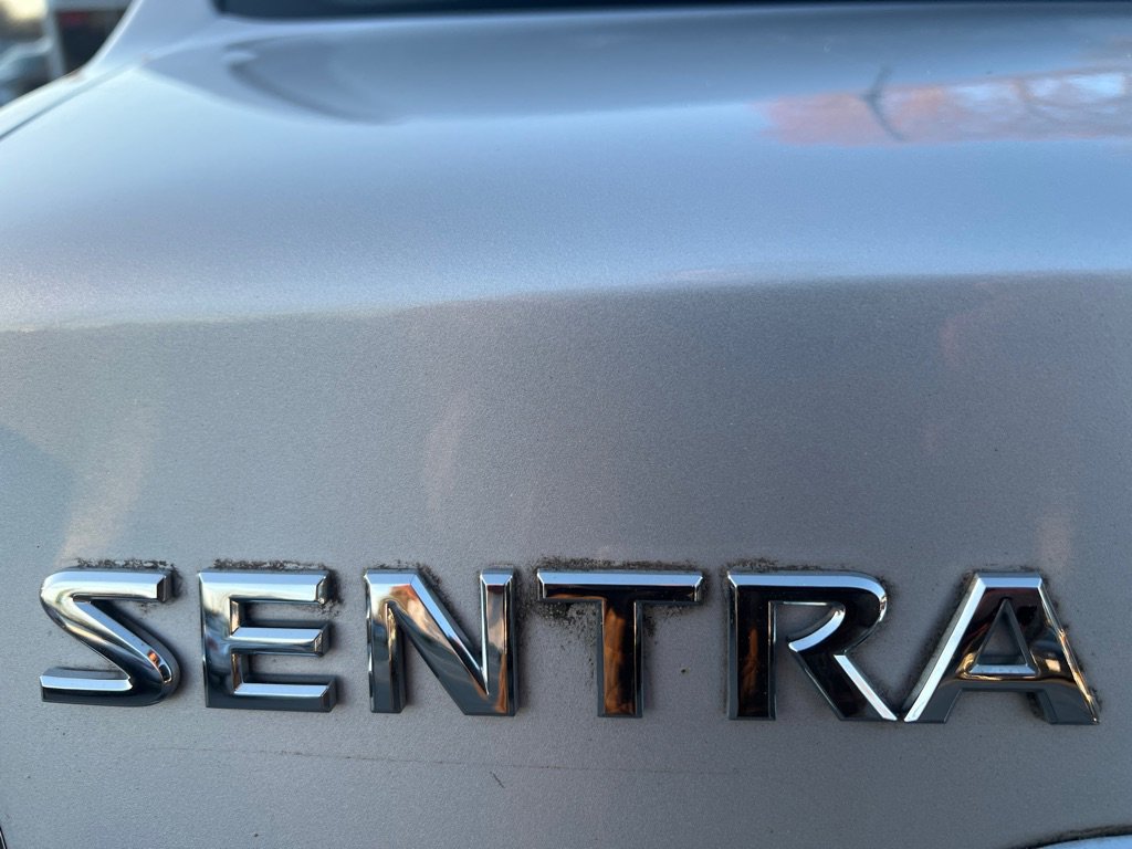 Used 2010 Nissan Sentra 2.0 S FWD image 30