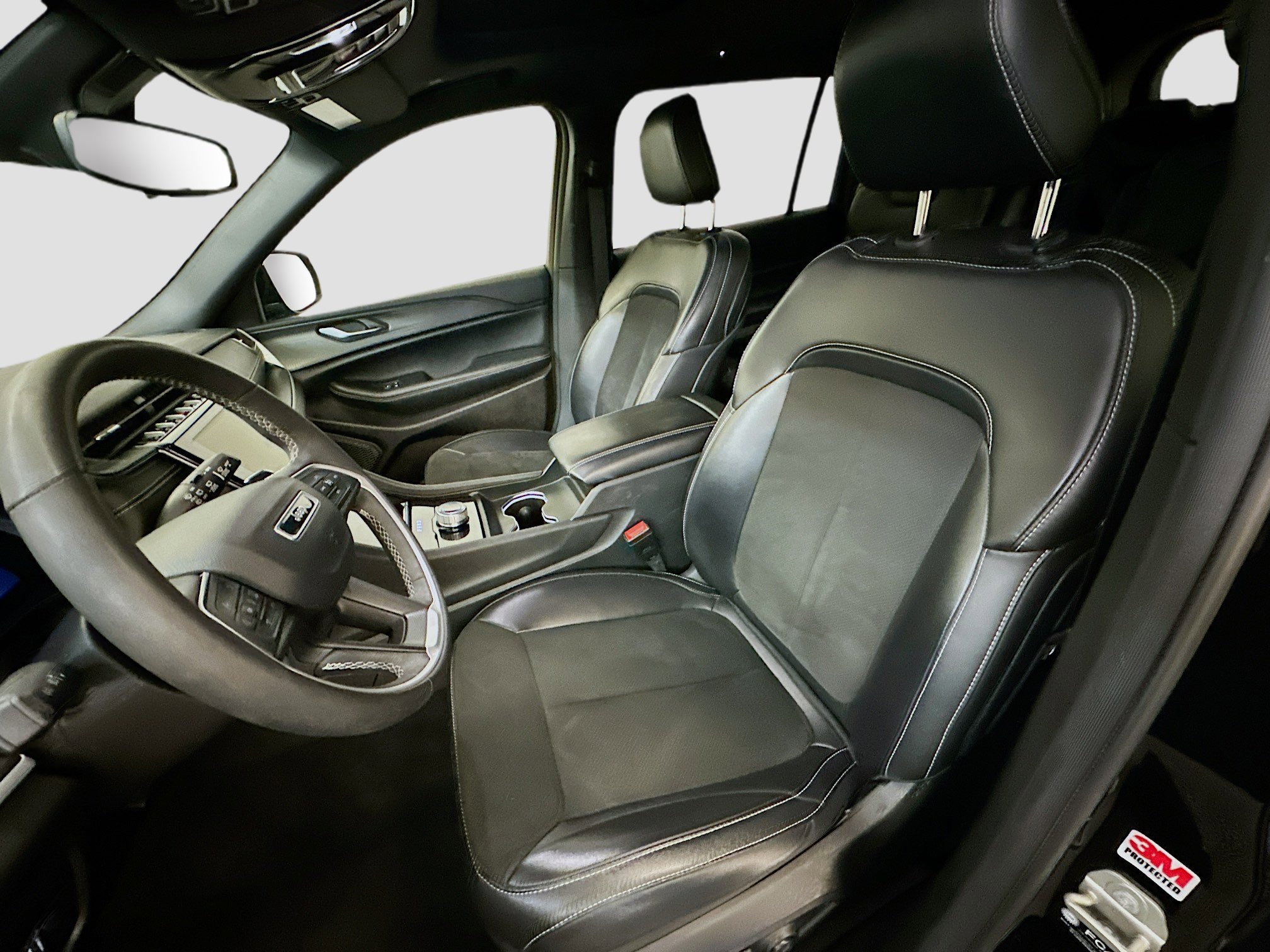 Used 2023 Jeep Grand Cherokee L Altitude image 13