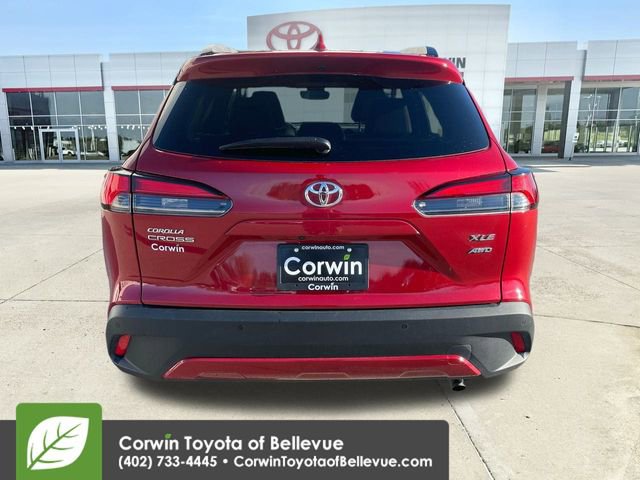 Certified 2022 Toyota Corolla Cross XLE image 7