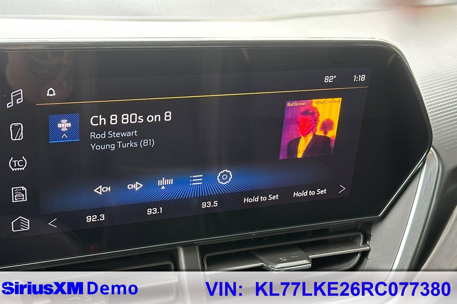 Used 2024 Chevrolet Trax ACTIV w/ Sunroof Package image 28