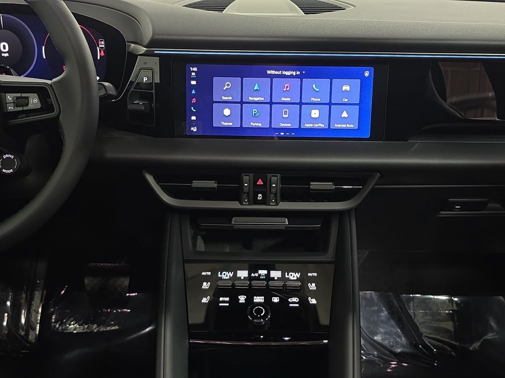 New 2026 Porsche Macan Electric RWD image 16