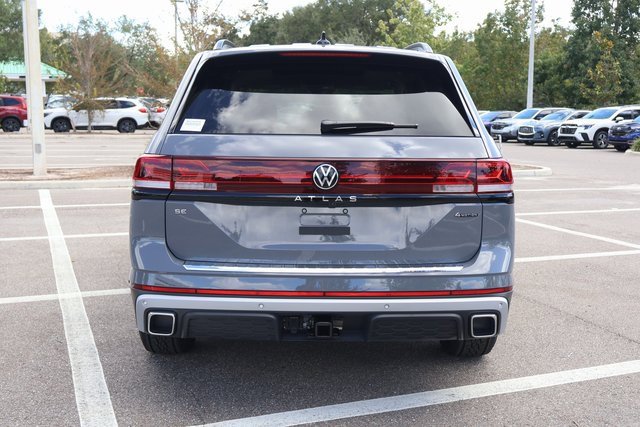New 2026 Volkswagen Atlas Peak Edition image 6