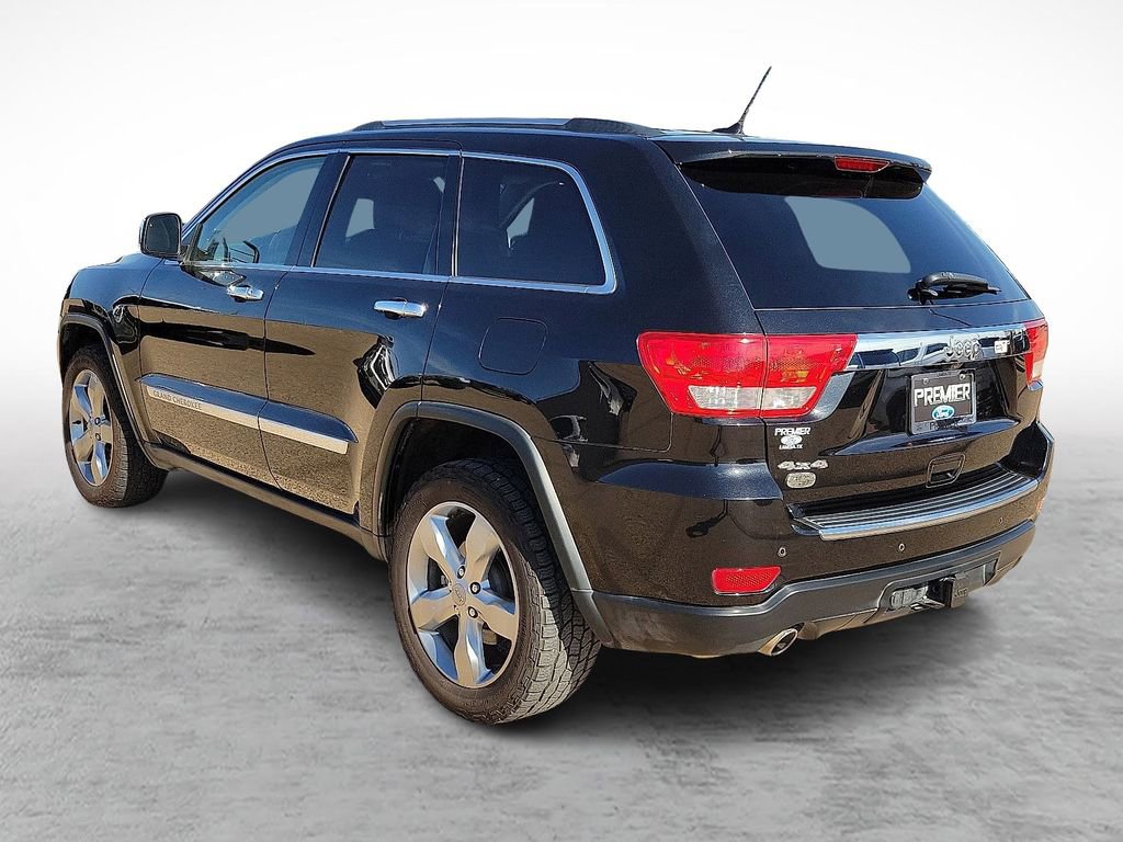 Used 2013 Jeep Grand Cherokee Overland w/ Advance Technology Group AWD/4WD image 7