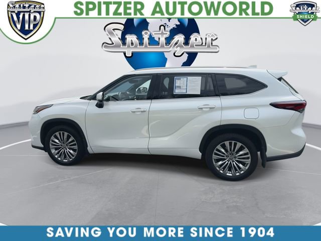 Used 2024 Toyota Highlander Platinum AWD/4WD image 6