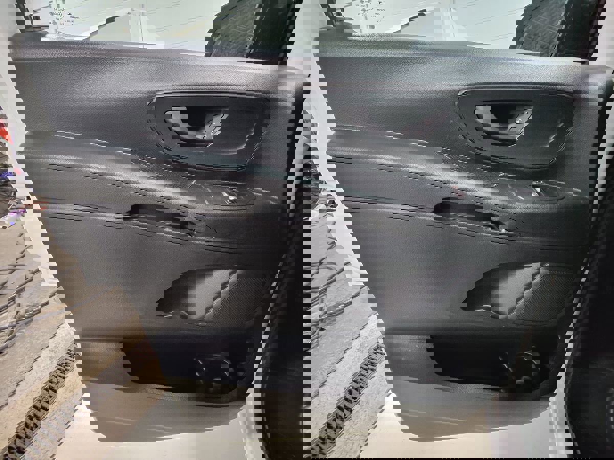 Used 2022 Mercedes-Benz Metris image 16