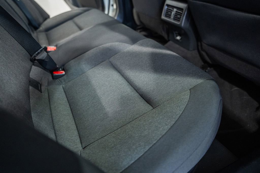 Used 2025 Toyota Camry LE FWD image 28