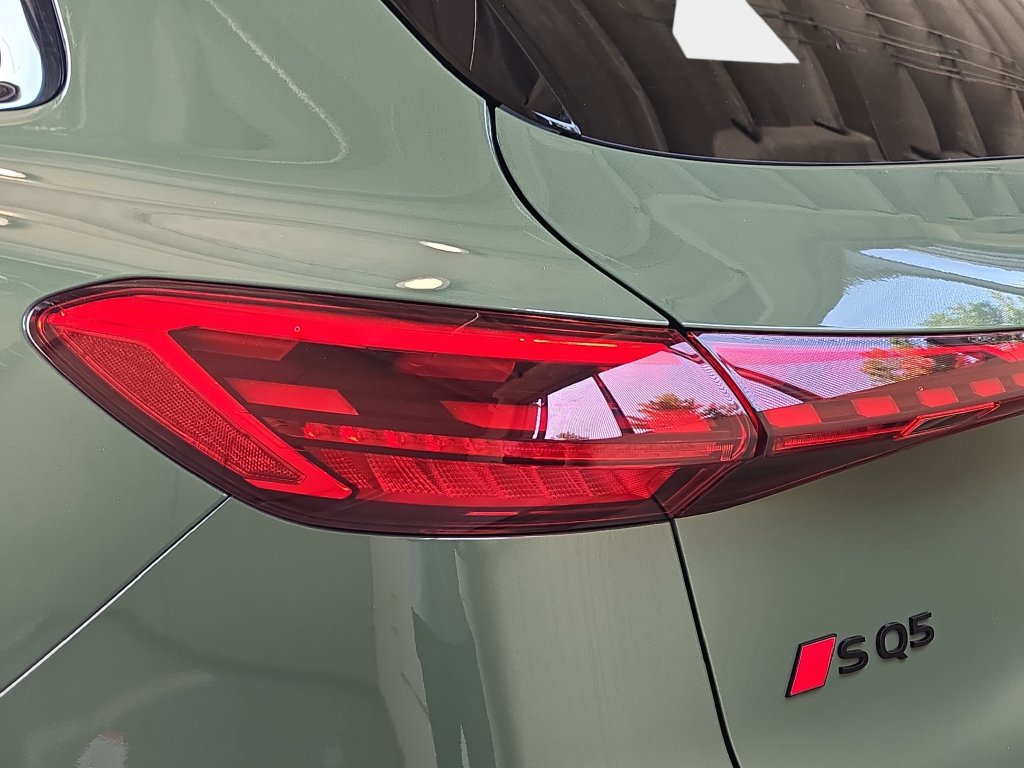 New 2026 Audi SQ5 Premium Plus AWD/4WD image 32