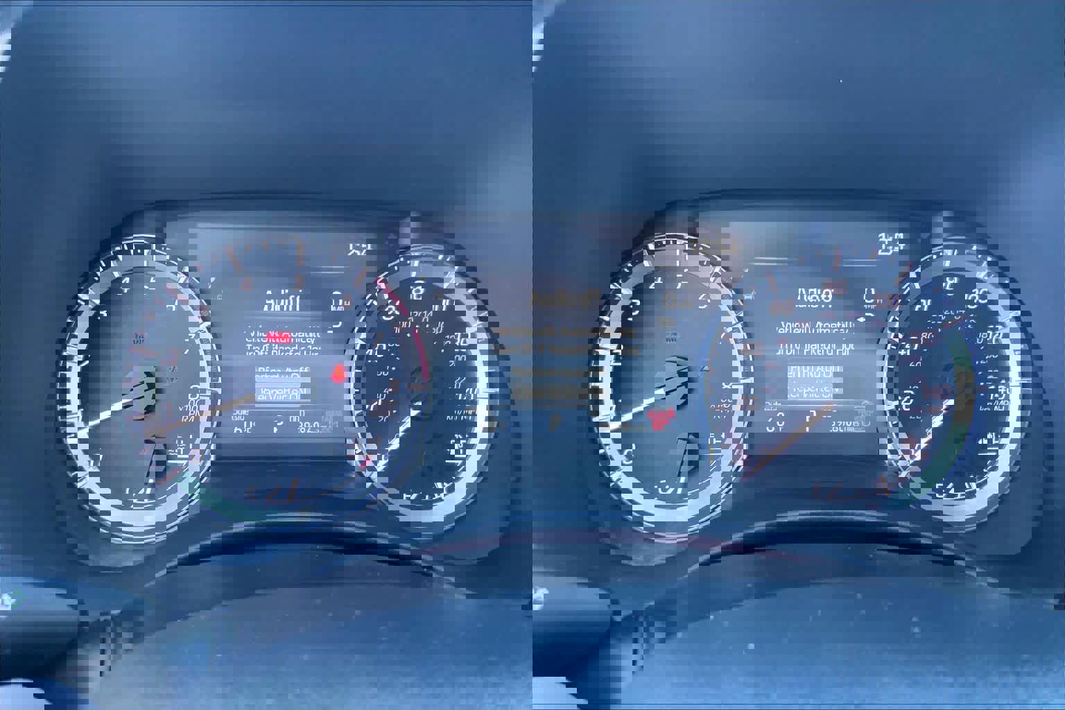 Used 2024 Toyota Highlander LE image 26