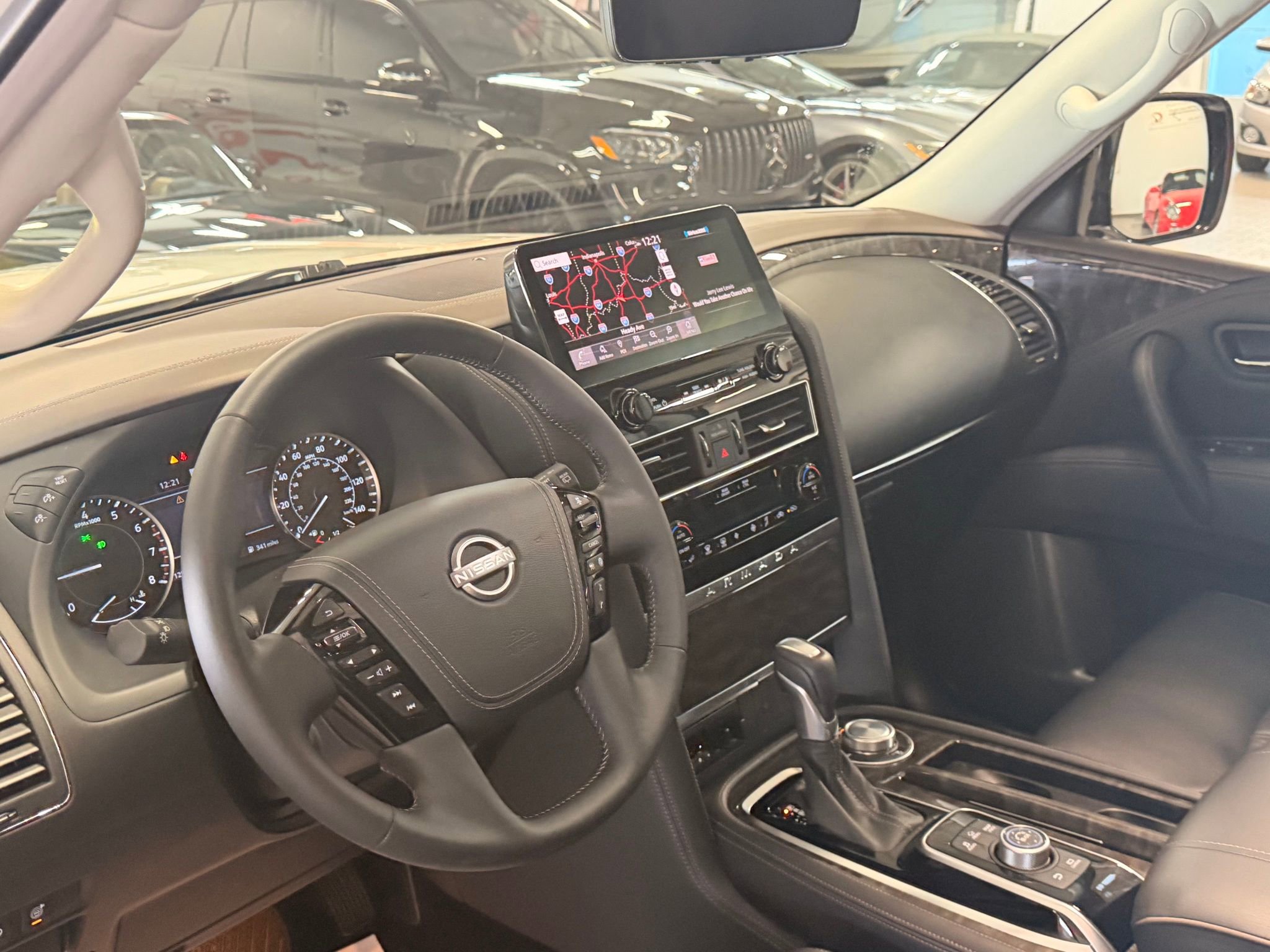 Used 2024 Nissan Armada Platinum w/ Captain's Chairs Package image 10