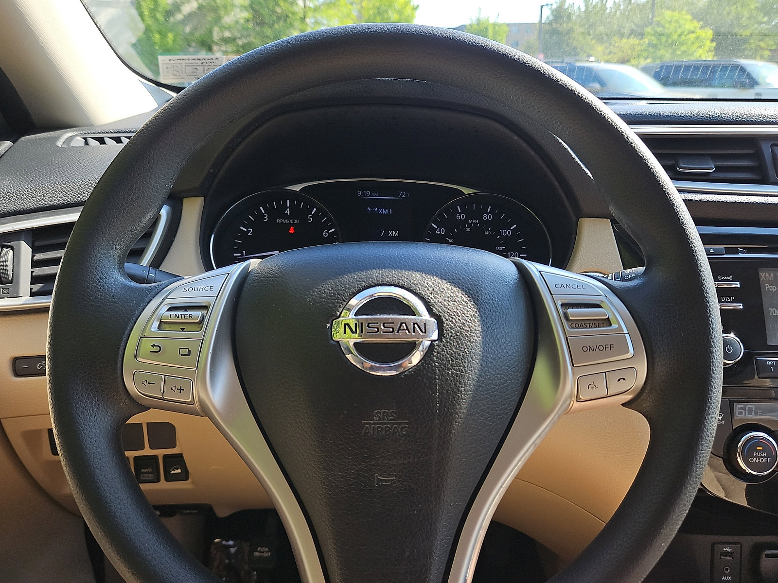 Used 2016 Nissan Rogue SV AWD/4WD image 18