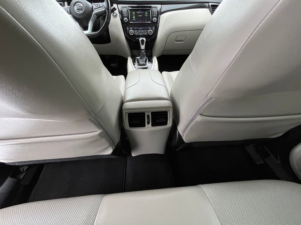 Used 2022 Nissan Rogue Sport SL image 20