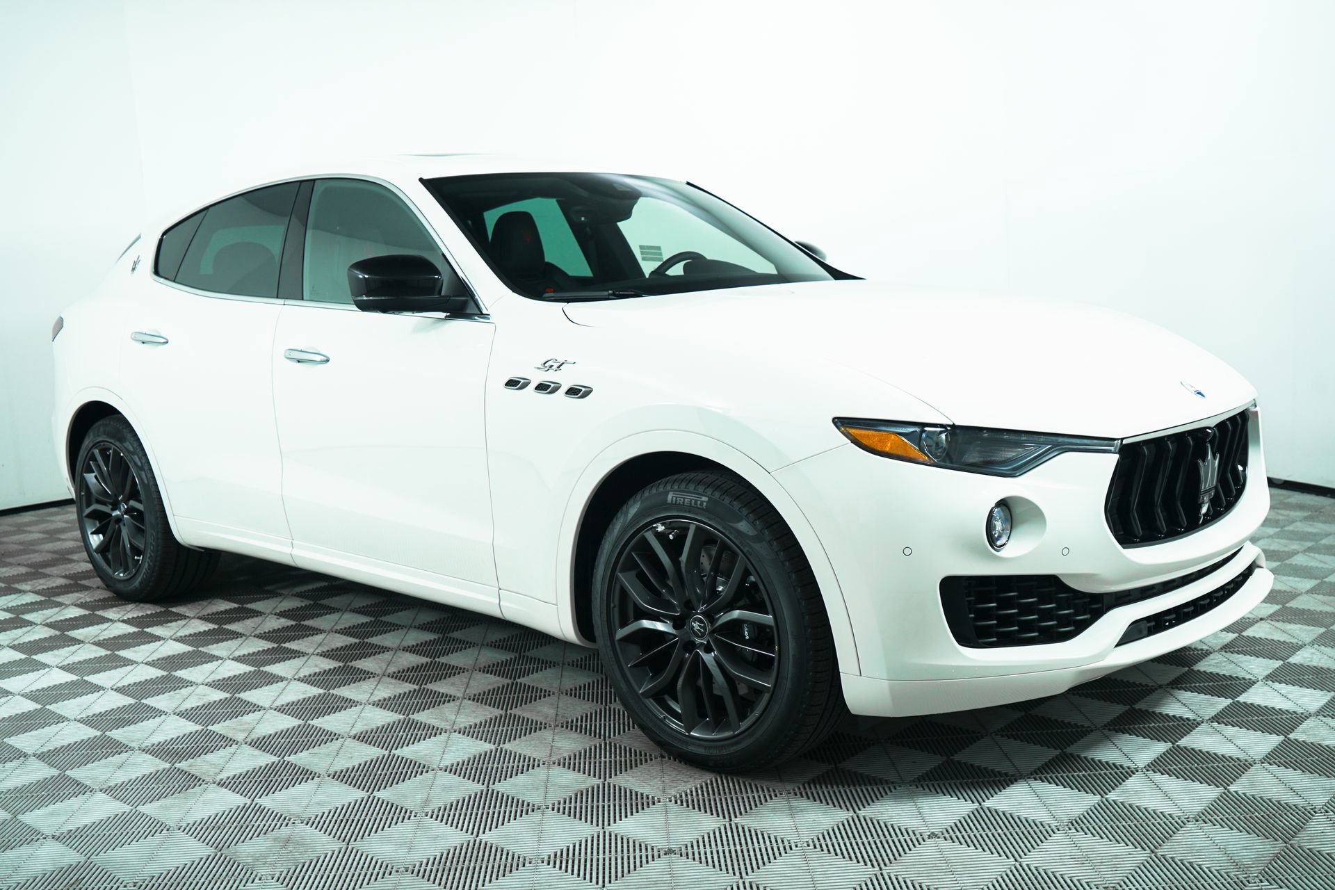 Used 2024 Maserati Levante GT Ultima