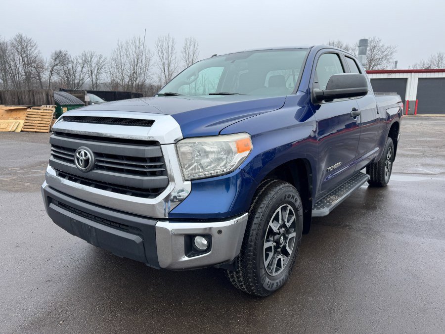 Used 2015 Toyota Tundra SR5 image 1