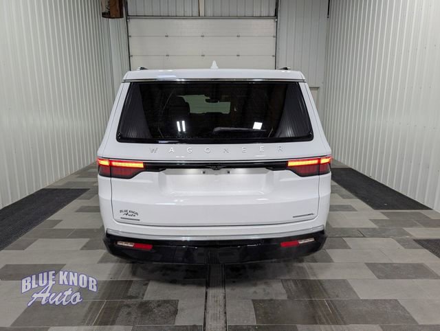 Used 2023 Jeep Wagoneer L Series II w/ Premium Group I image 3