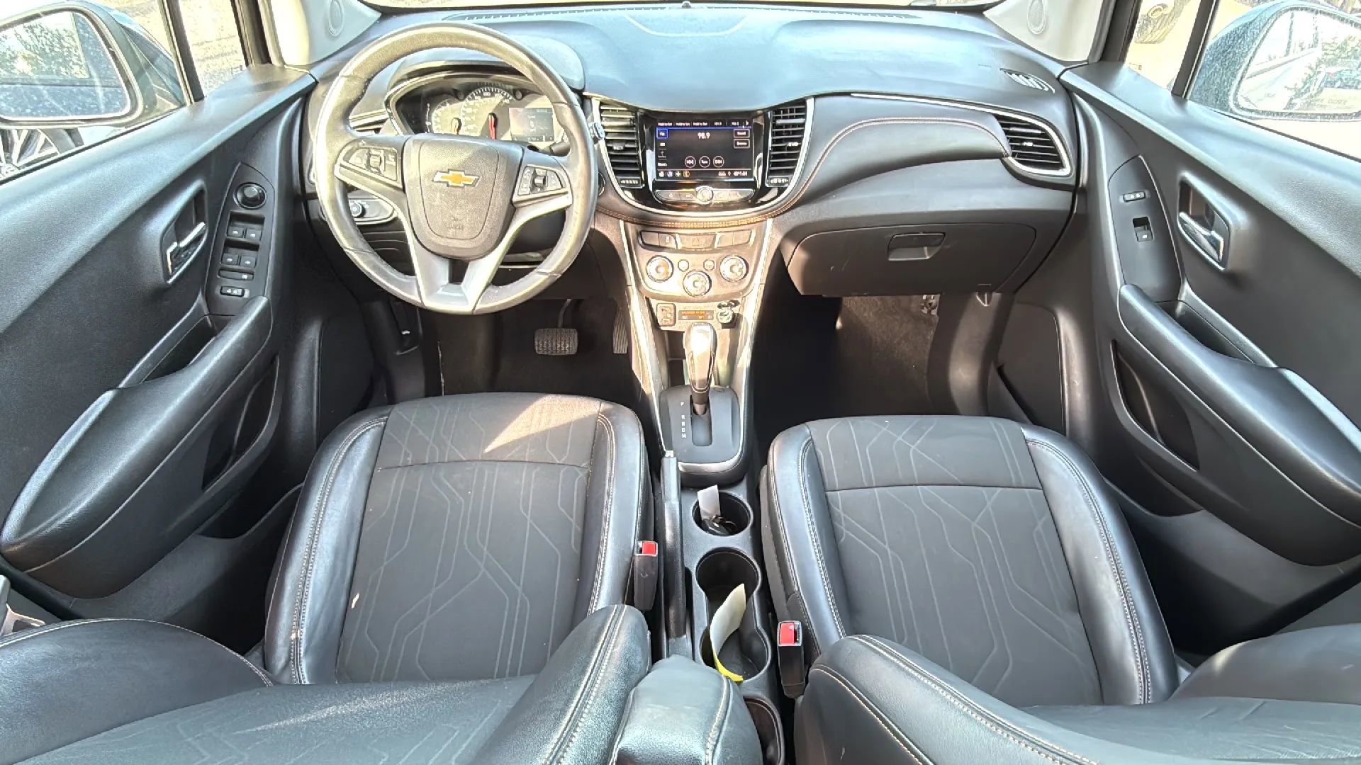 Used 2021 Chevrolet Trax LT w/ Driver Confidence Package image 30