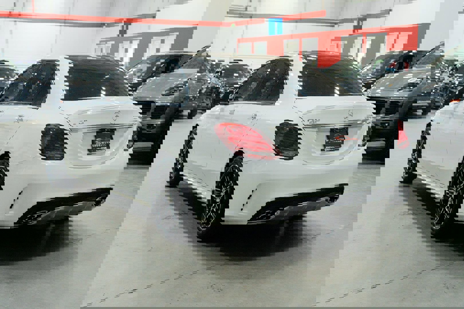 Used 2016 Mercedes-Benz C 450 4MATIC Sedan image 4