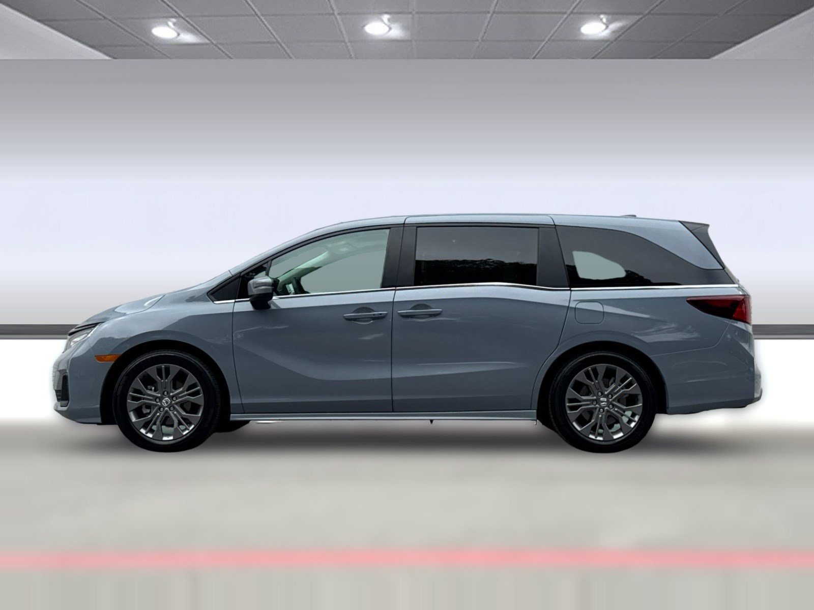 Certified 2026 Honda Odyssey Touring image 2