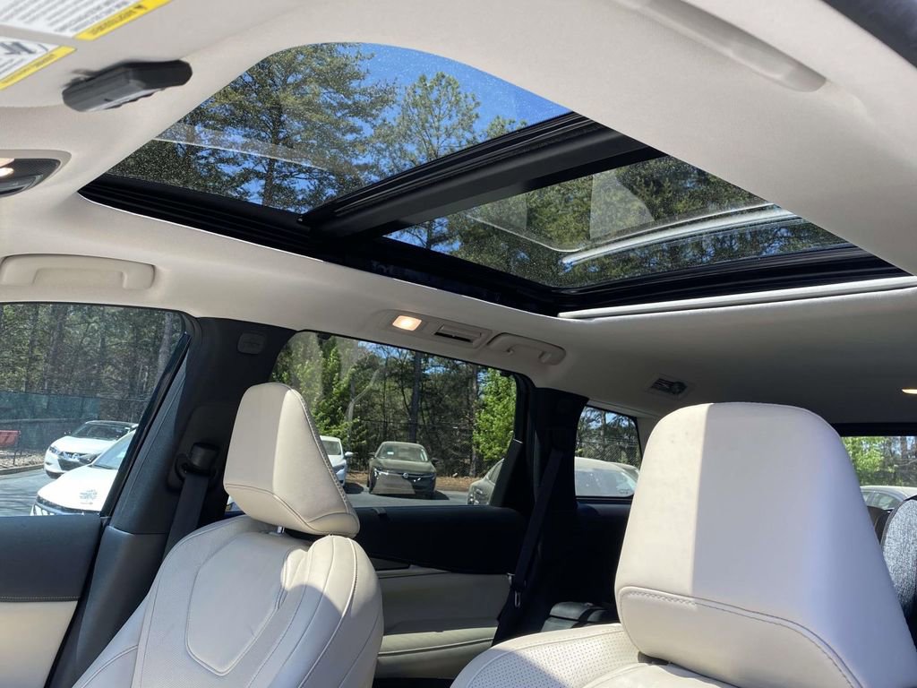 Used 2023 INFINITI QX60 Luxe w/ Vision Package image 18