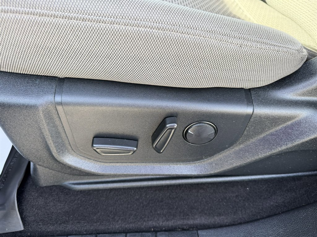 Used 2019 Ford F150 XLT w/ Equipment Group 302A Luxury image 12