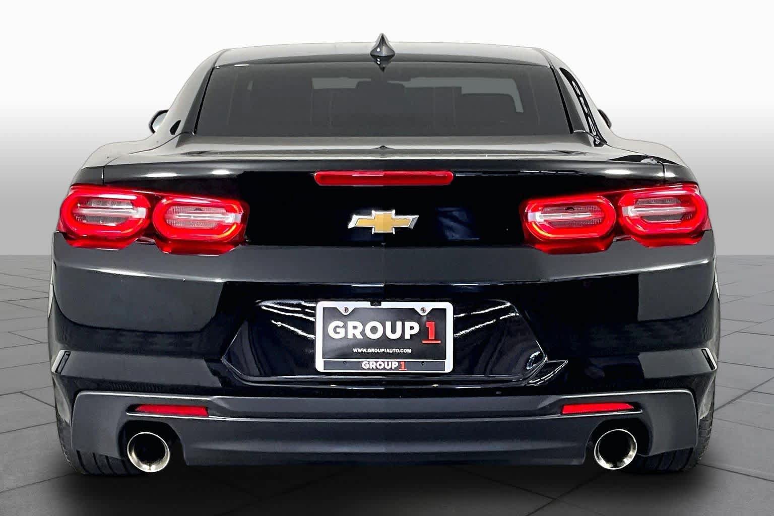 Used 2019 Chevrolet Camaro LT RWD image 5