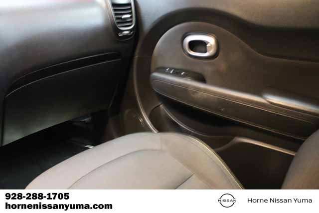 Used 2014 Kia Soul + image 11