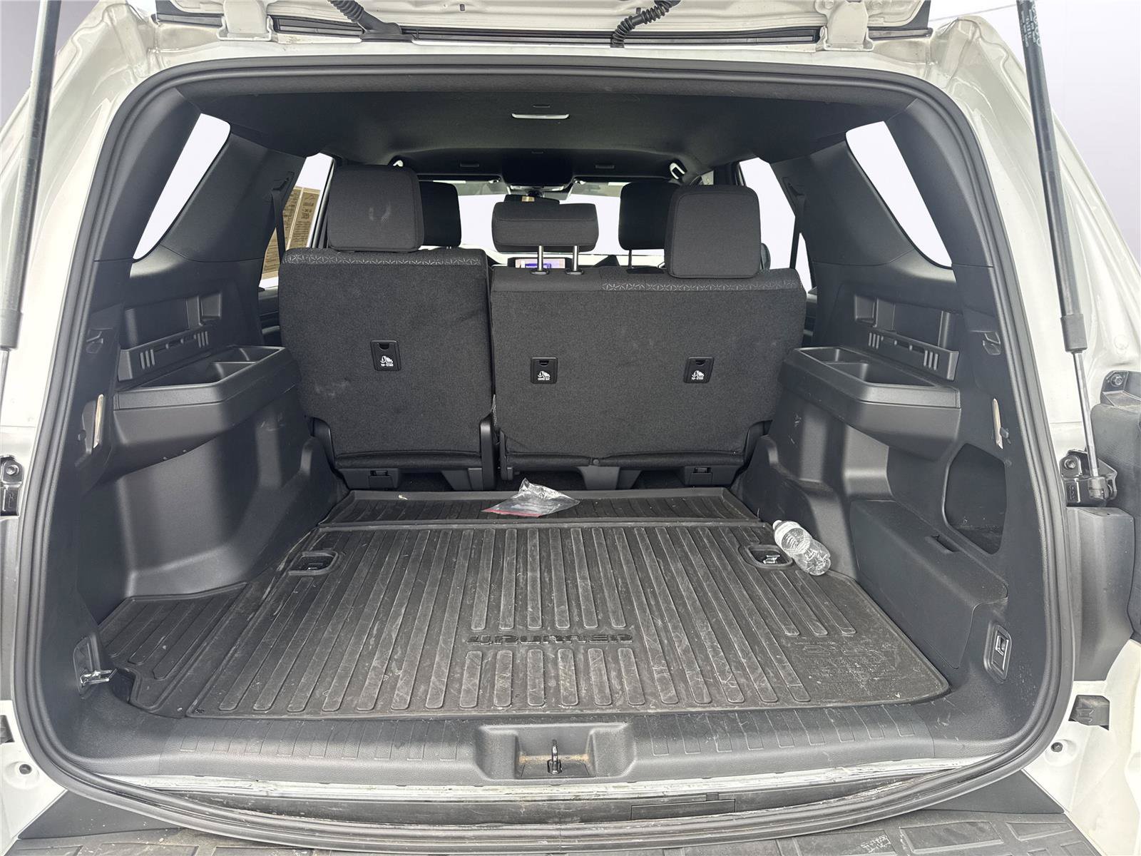 Used 2025 Toyota 4Runner SR5 RWD image 10