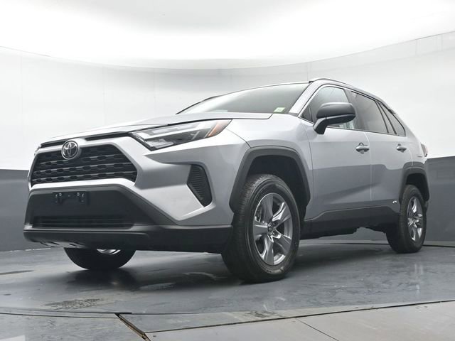 Certified 2025 Toyota RAV4 LE AWD/4WD image 25