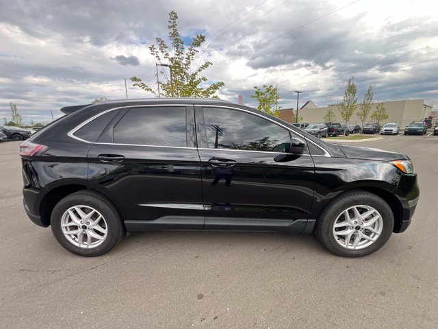 Used 2024 Ford Edge SEL w/ Convenience Package AWD/4WD image 4