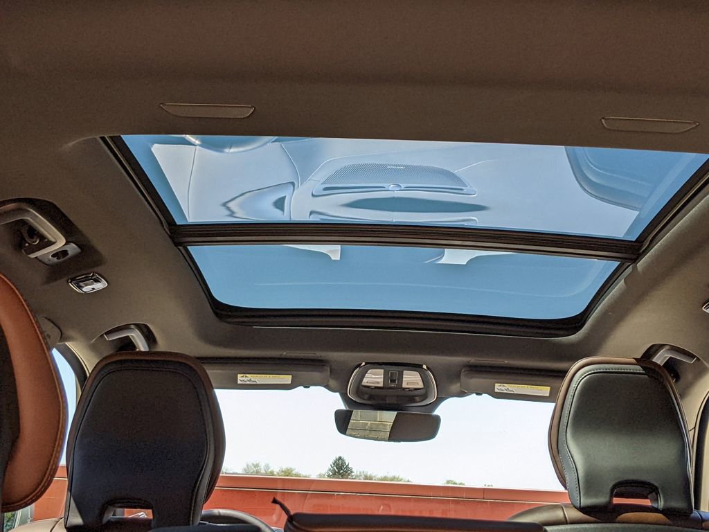 Used 2023 Volvo XC90 B6 Ultimate w/ Protection Package Premier AWD/4WD image 13