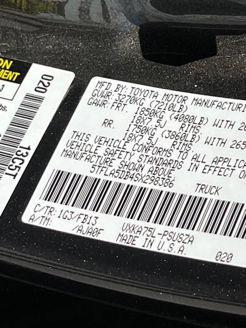 Used 2025 Toyota Tundra SR5 w/ SR5 Convenience Package AWD/4WD image 32