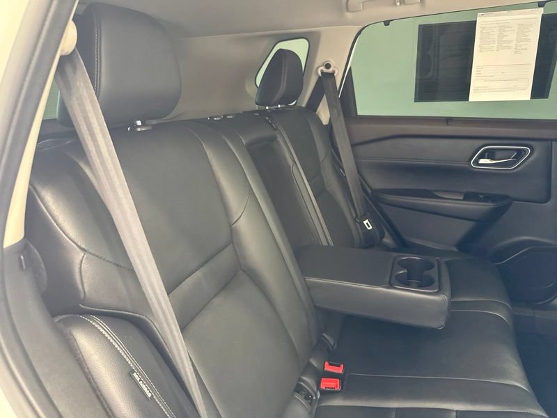 Used 2021 Nissan Rogue SL AWD/4WD image 11