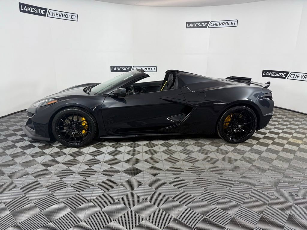 Used 2024 Chevrolet Corvette Z06 w/ Stealth Interior Trim Package image 33