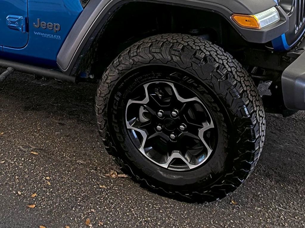 Used 2022 Jeep Wrangler Unlimited Rubicon 4xe w/ Safety Group image 16