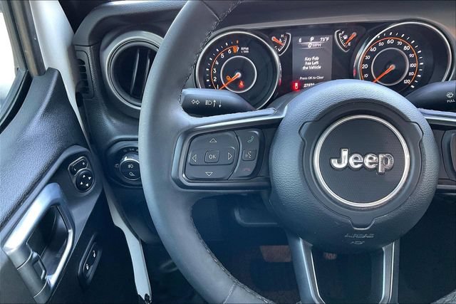 Used 2023 Jeep Gladiator Sport AWD/4WD image 19