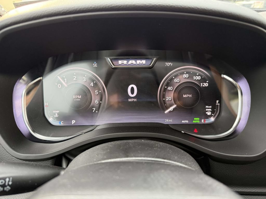 New 2026 RAM 1500 Big Horn AWD/4WD image 24