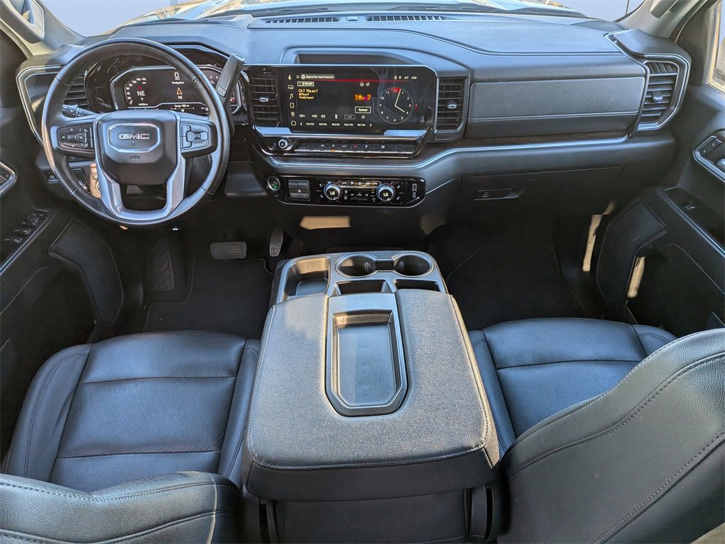 Used 2025 GMC Sierra 1500 SLT image 17