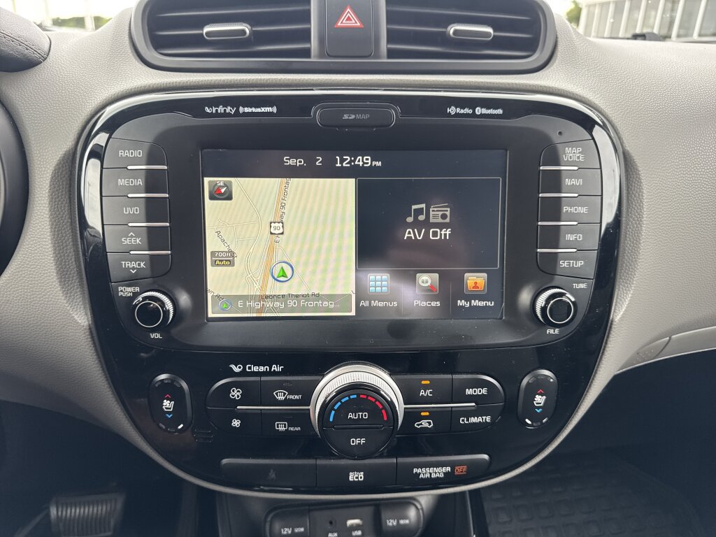 Used 2016 Kia Soul + w/ Primo Package FWD image 32