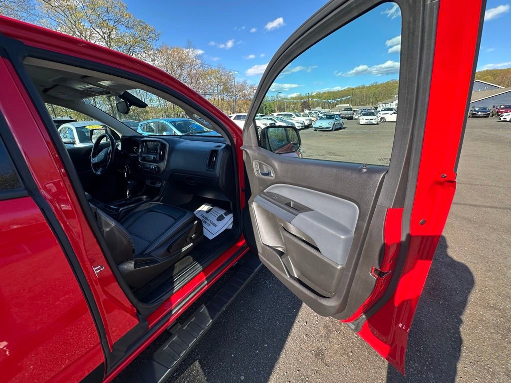 Used 2017 Chevrolet Colorado Z71 AWD/4WD image 24