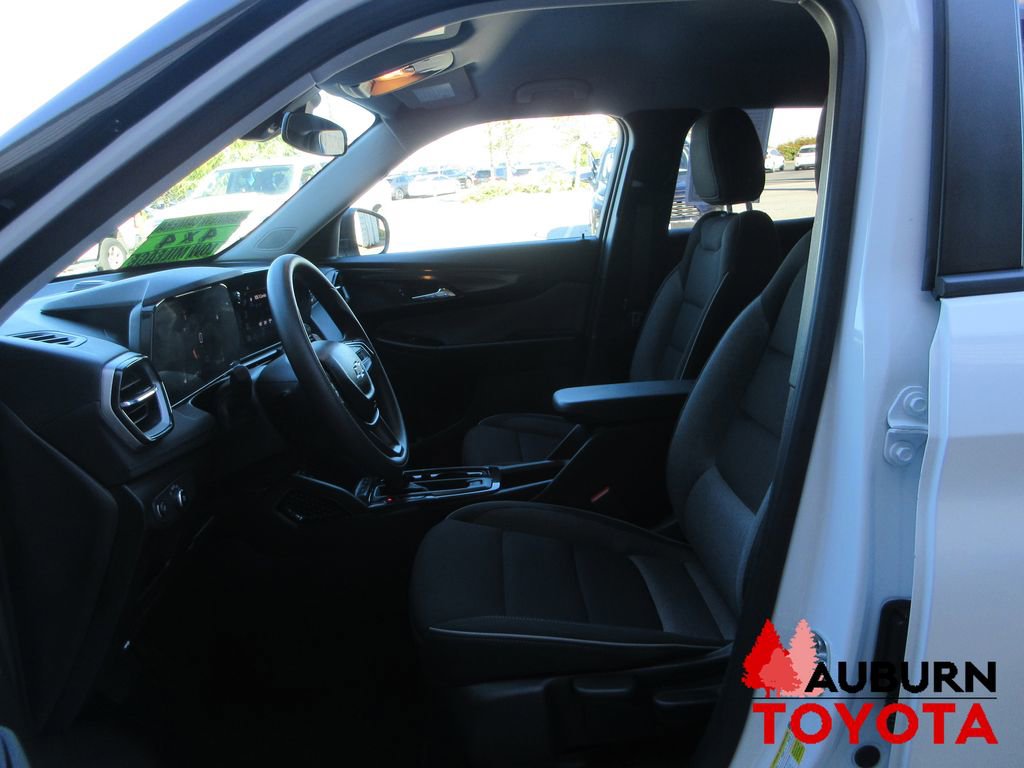 Used 2025 Chevrolet TrailBlazer LS w/ LS Convenience Package image 20