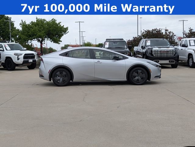 Used 2023 Toyota Prius LE image 4