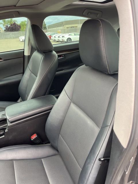 Used 2017 Lexus ES 350 w/ Navigation System Package image 11