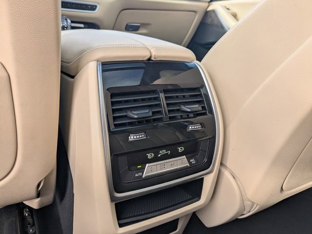 Used 2022 BMW X5 xDrive40i w/ Executive Package image 13