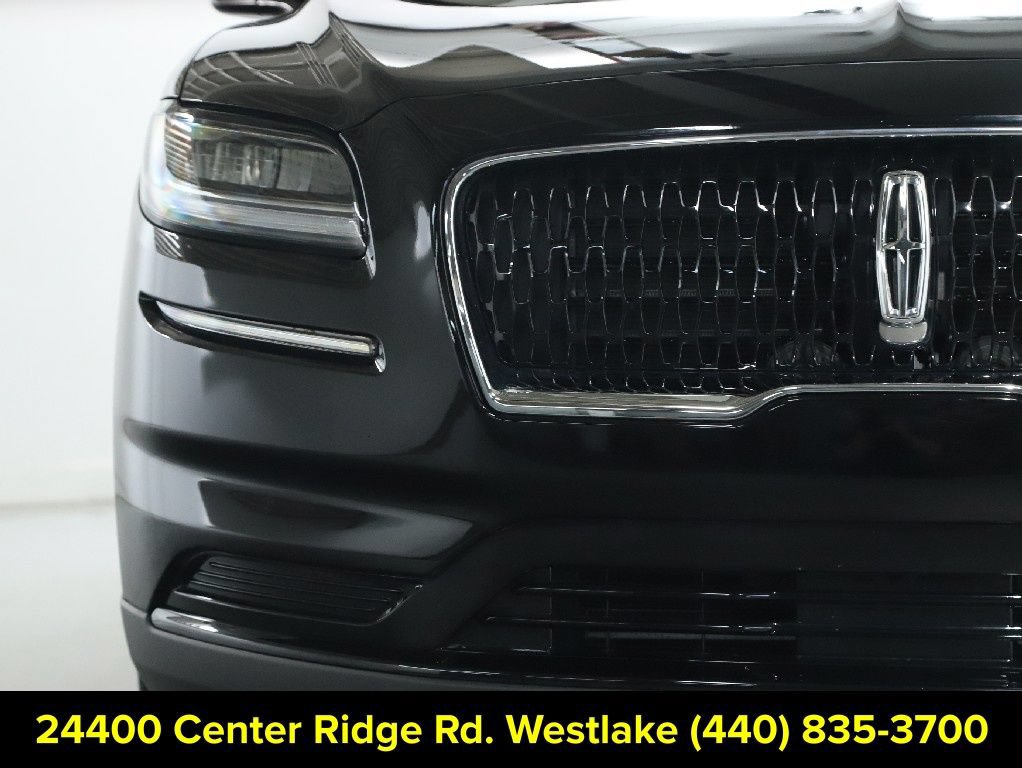 Used 2023 Lincoln Nautilus Reserve w/ Monochromatic Package AWD/4WD image 7