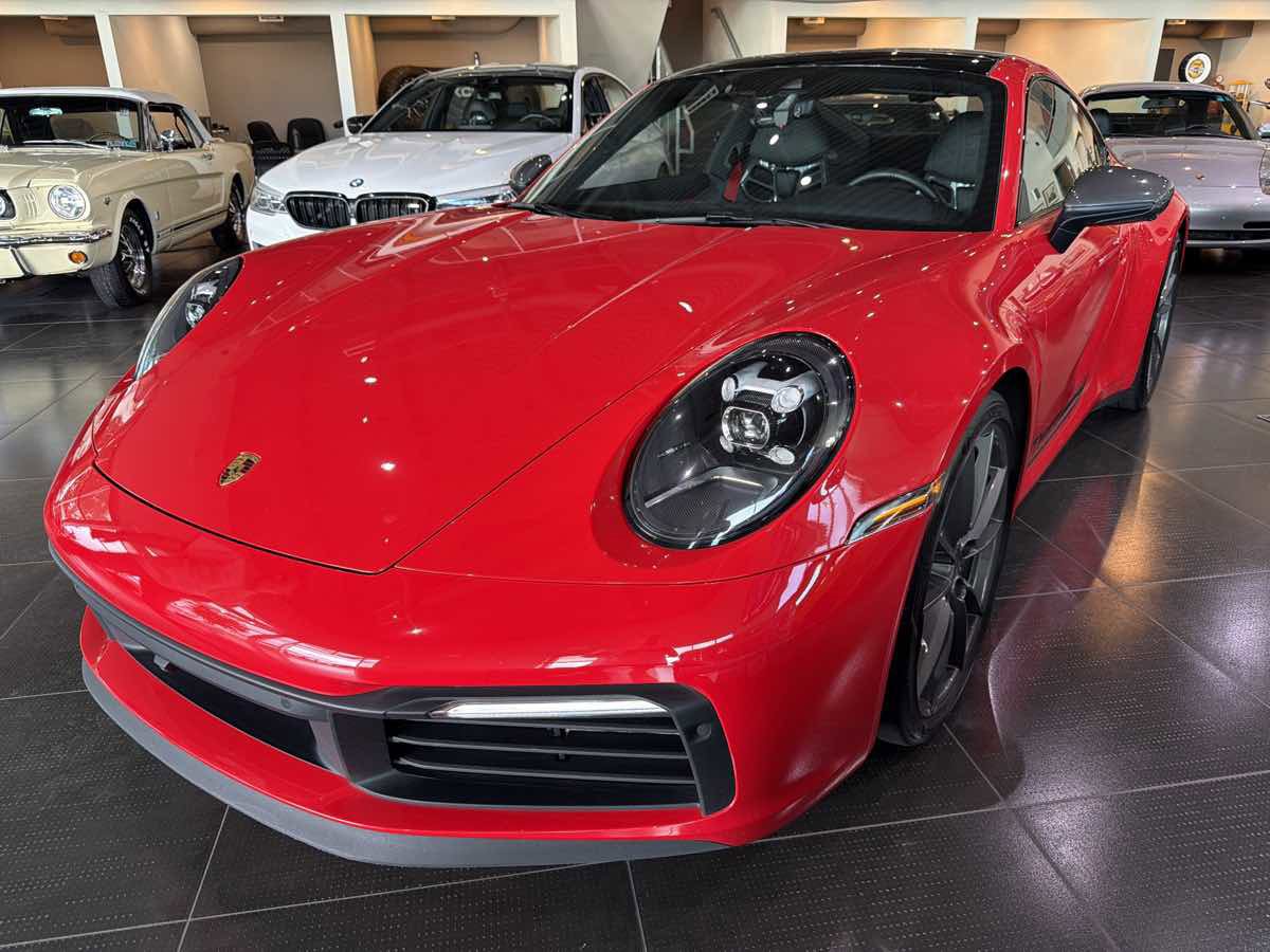 Used 2024 Porsche 911 Carrera T image 26