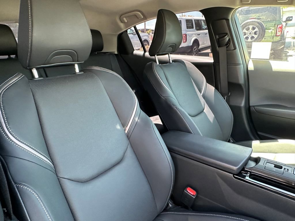 Used 2023 Toyota Prius XLE FWD image 17