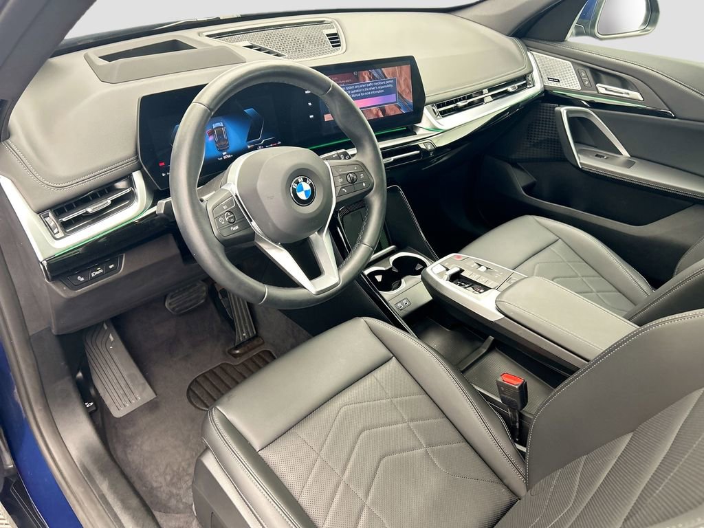 Certified 2025 BMW X1 xDrive28i w/ Premium Package image 9